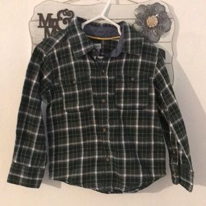 2T Boys button down shirt